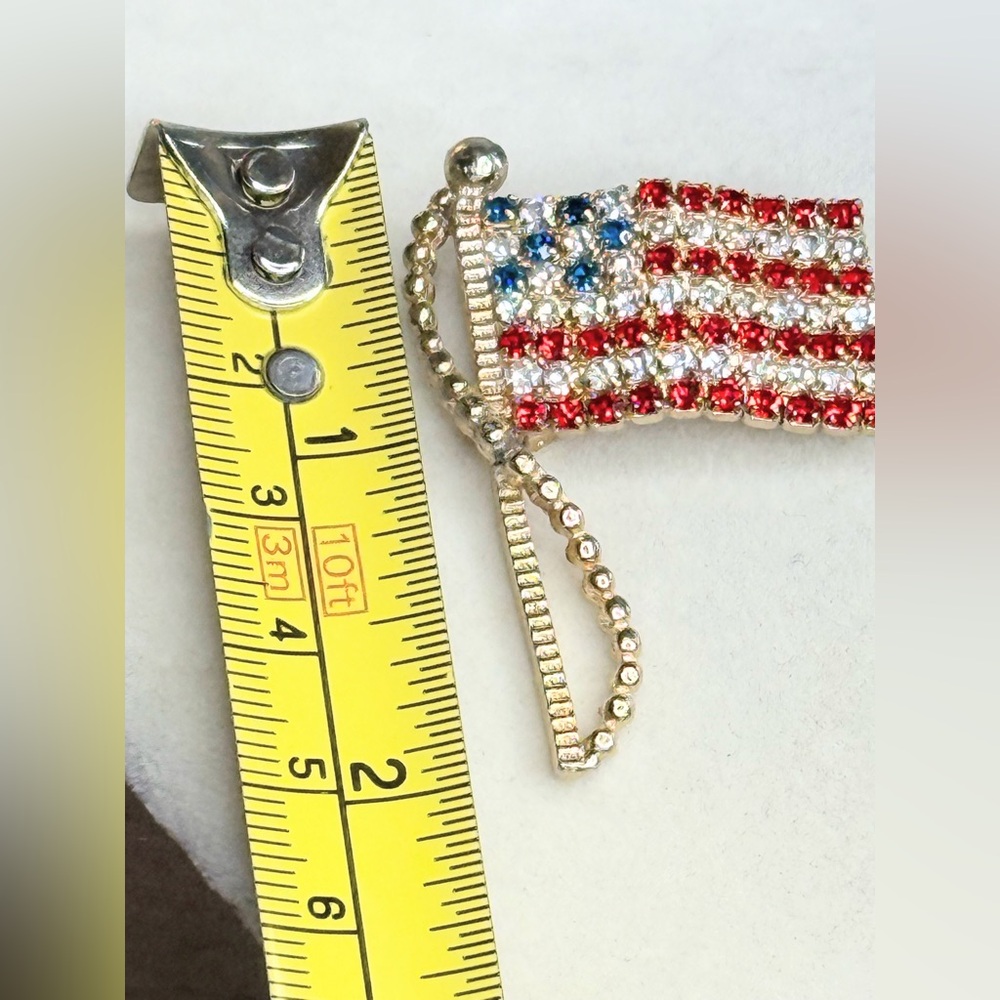 Vintage Ralph Rafaelian American Flag Brooch Sparkling Rhinestone Pin - Picture 6 of 8